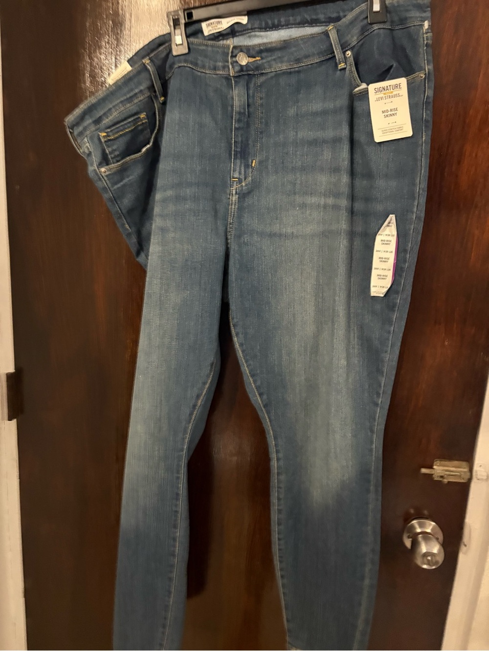 Bundle 3 for $25. NWT Levi's Skinny Men's Jeans in Blue Wash. Size 38 Waist.